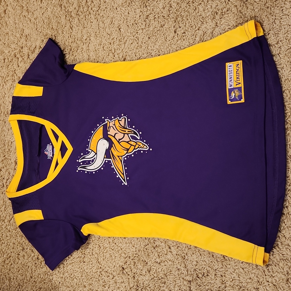 Women's T shirt
